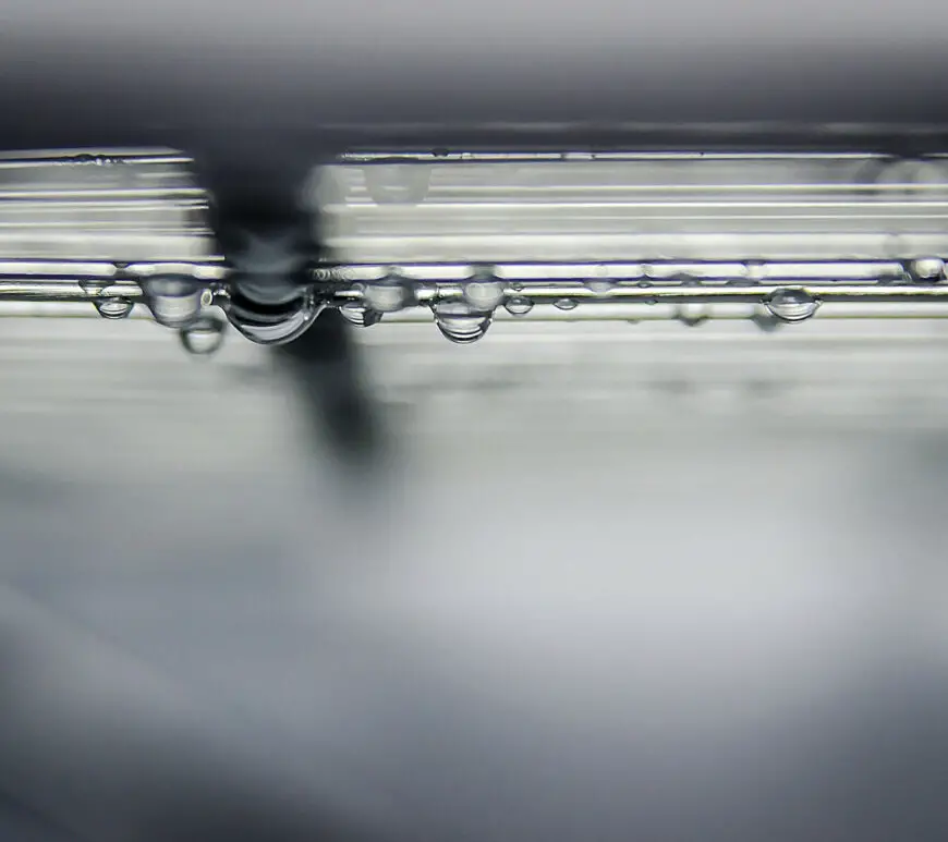 moisture in refrigerator